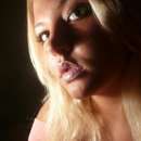 Sexy and Sultry Peggi Ready to Chat and Tease on Live Cams