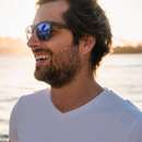 Handsome, tall and tanned guy wants to meet shy woman in Reno / Tahoe